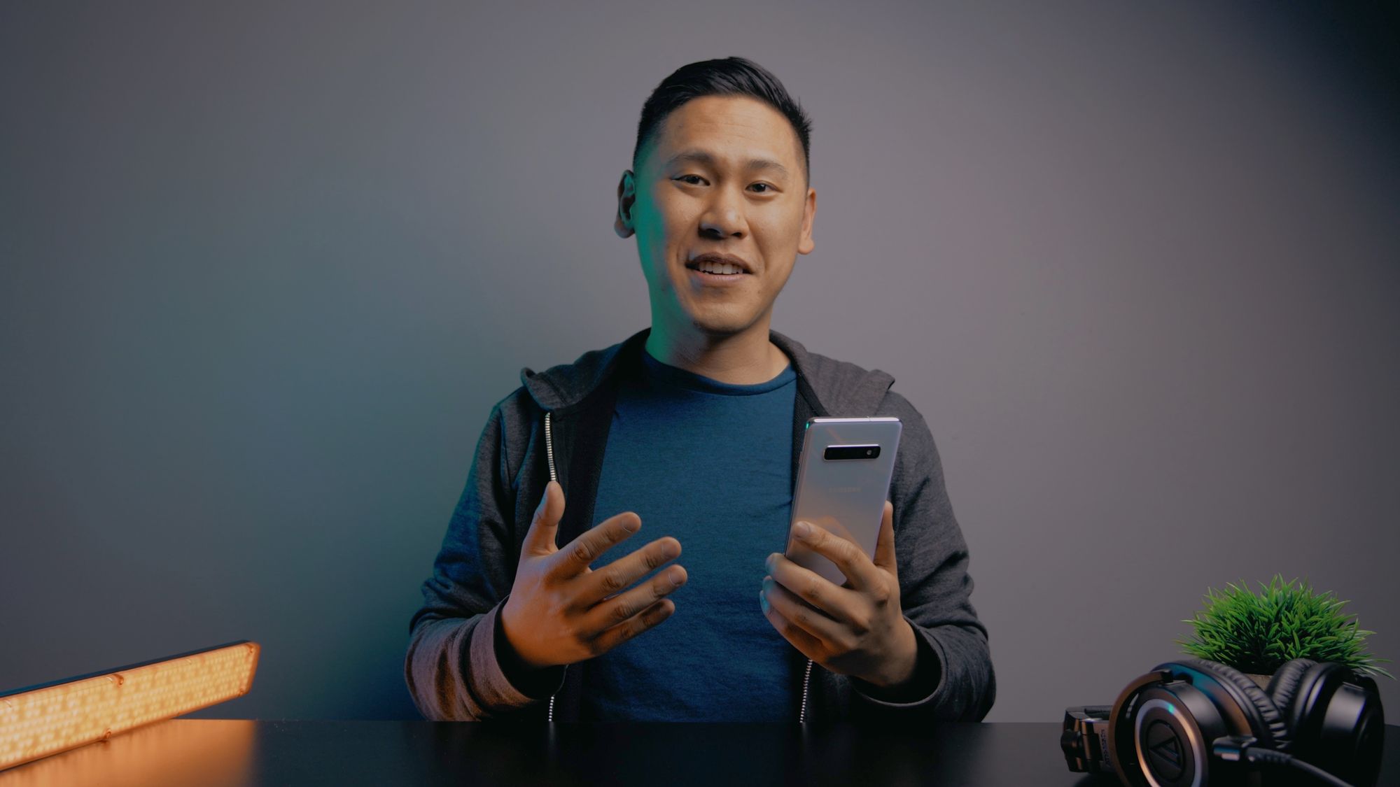 15 Tips & Tricks For Your New Samsung Galaxy S10, S10+ or S10e